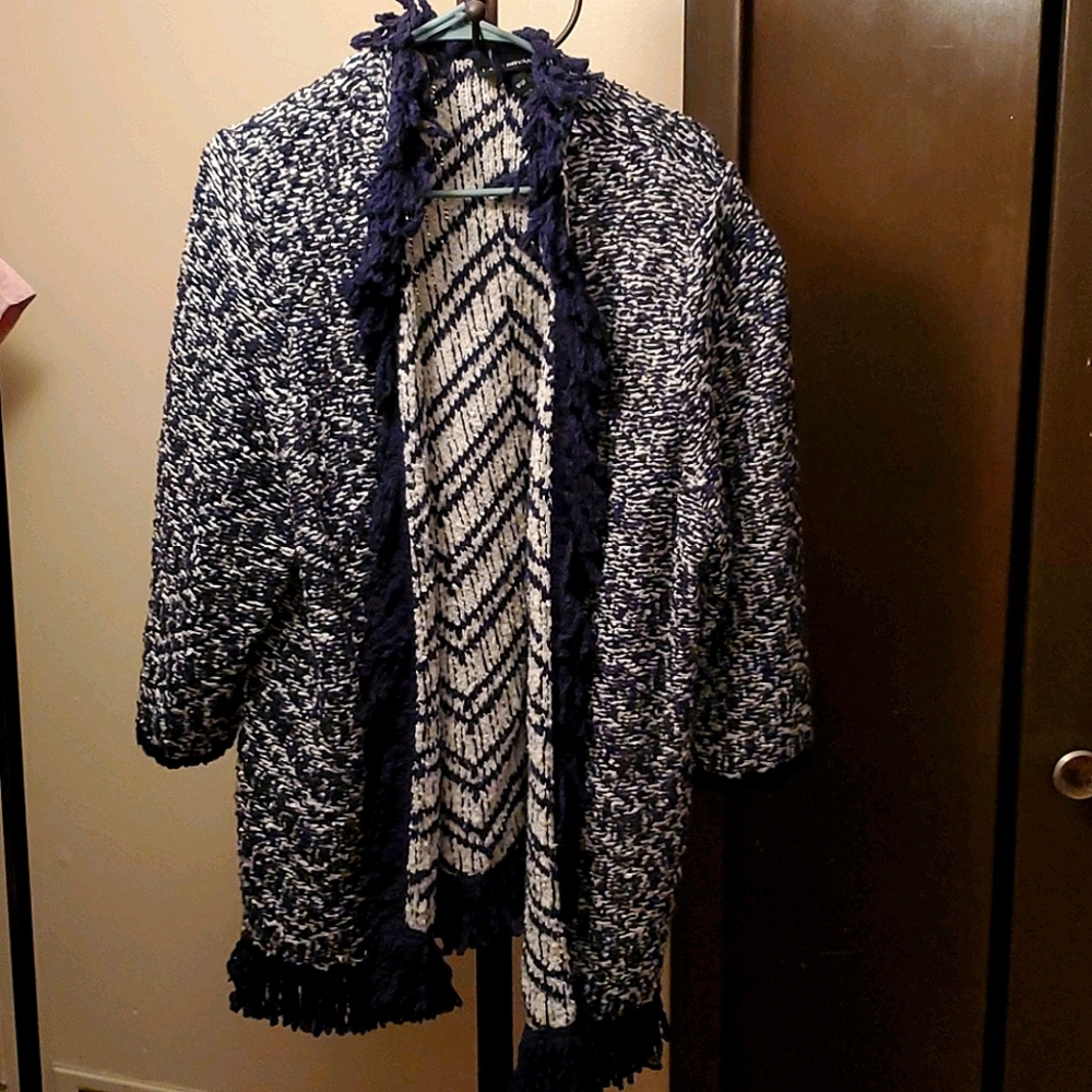 Sweater NWOT